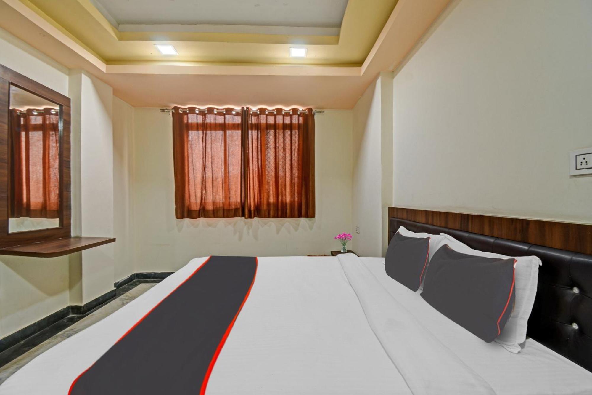 Hotel Collection O The Sunrise Udajpur Zewnętrze zdjęcie