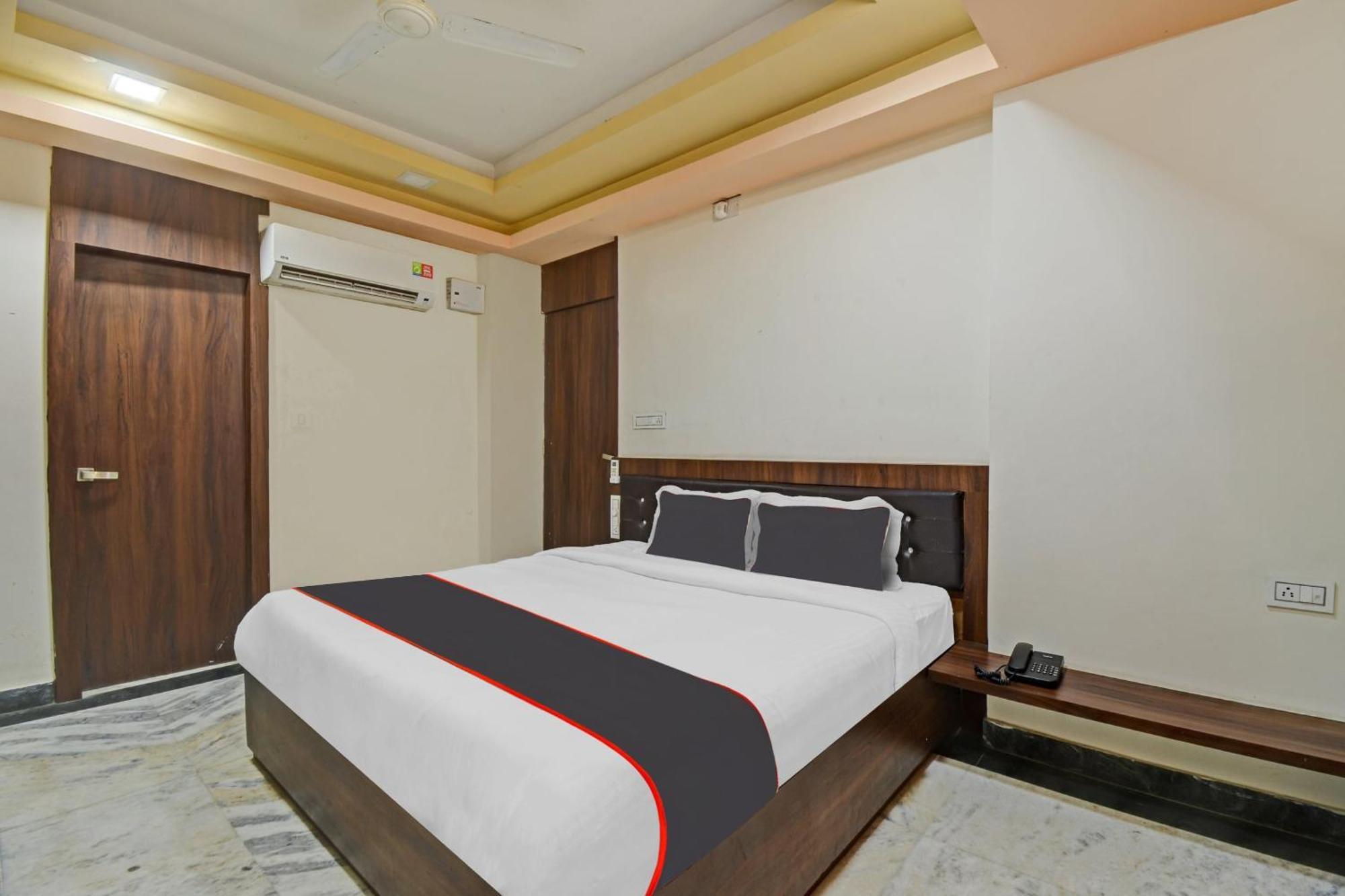 Hotel Collection O The Sunrise Udajpur Zewnętrze zdjęcie