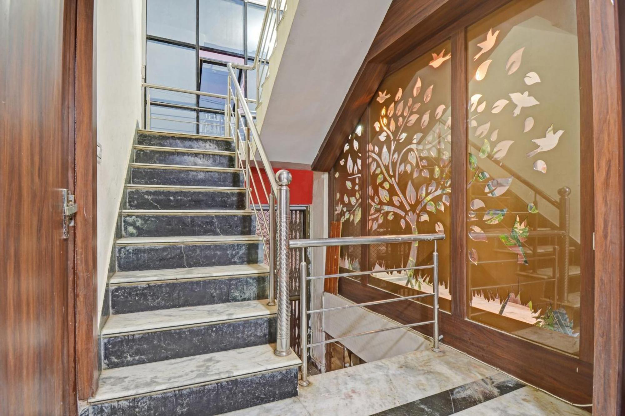 Hotel Collection O The Sunrise Udajpur Zewnętrze zdjęcie