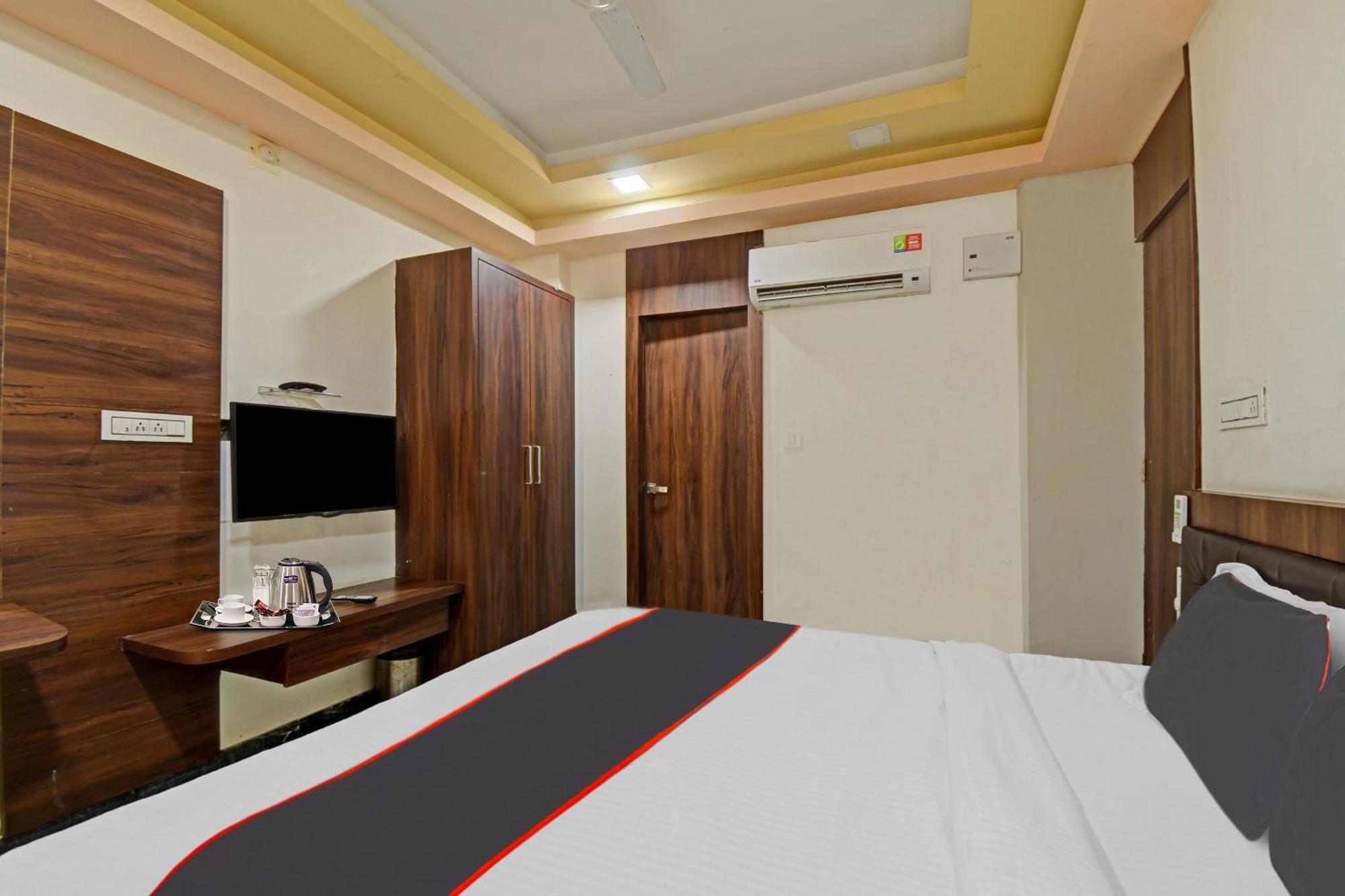 Hotel Collection O The Sunrise Udajpur Zewnętrze zdjęcie